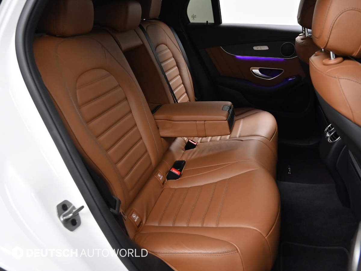 벤츠 GLC클래스 GLC 300 4매틱 쿠페 - 이미지 4