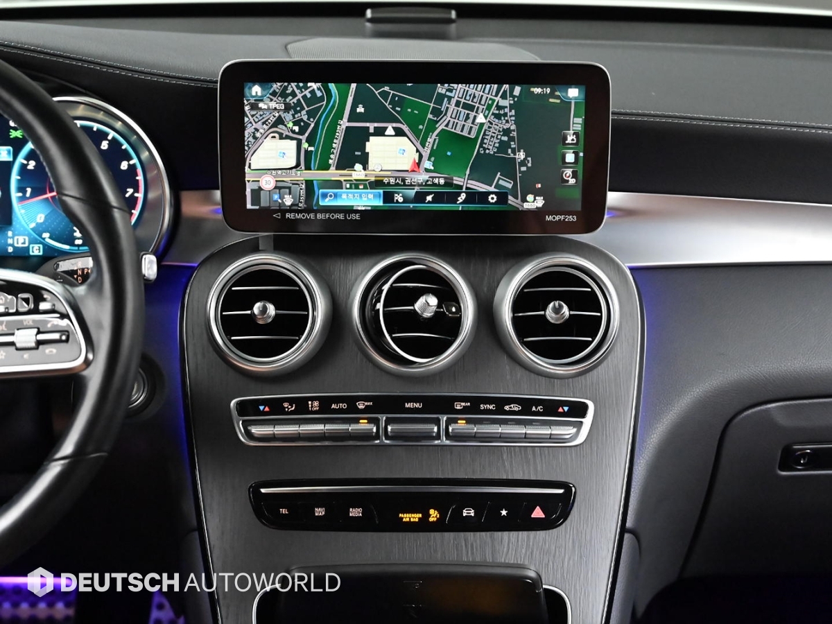 벤츠 GLC클래스 GLC 300 4매틱 쿠페 - 이미지 13