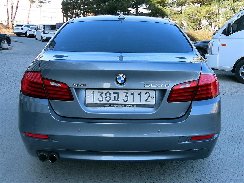 BMW 5시리즈(6세대) 520d xDrive - 이미지 11