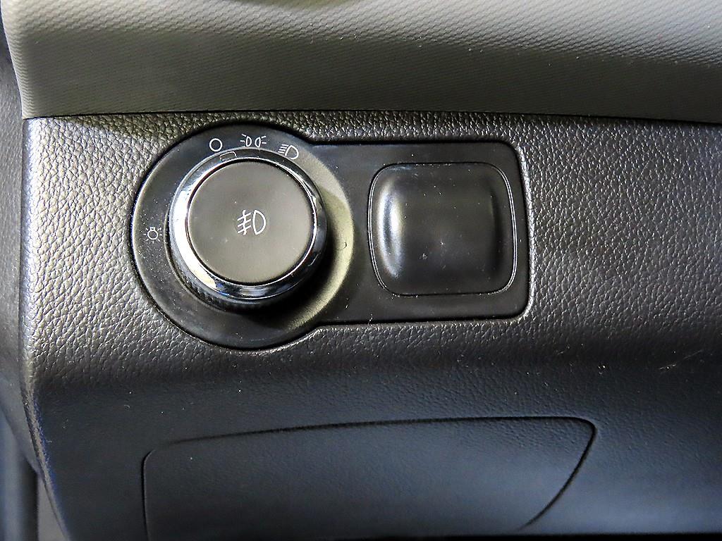 쉐보레 (대우) 아베오 5도어 1.6 LT 최고급형 - 이미지 3