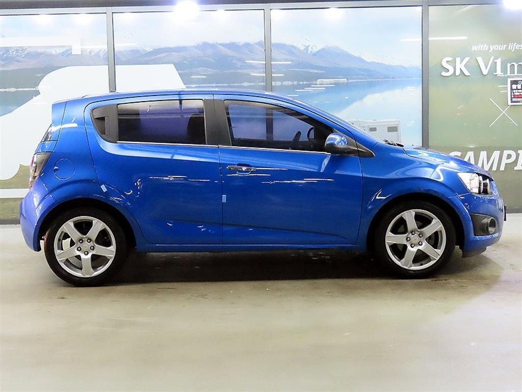 쉐보레 (대우) 아베오 5도어 1.6 LT 최고급형 - 이미지 2