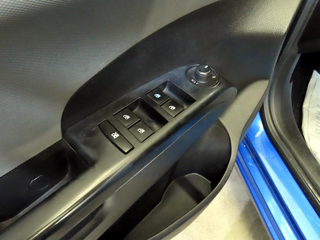 쉐보레 (대우) 아베오 5도어 1.6 LT 최고급형 - 이미지 13