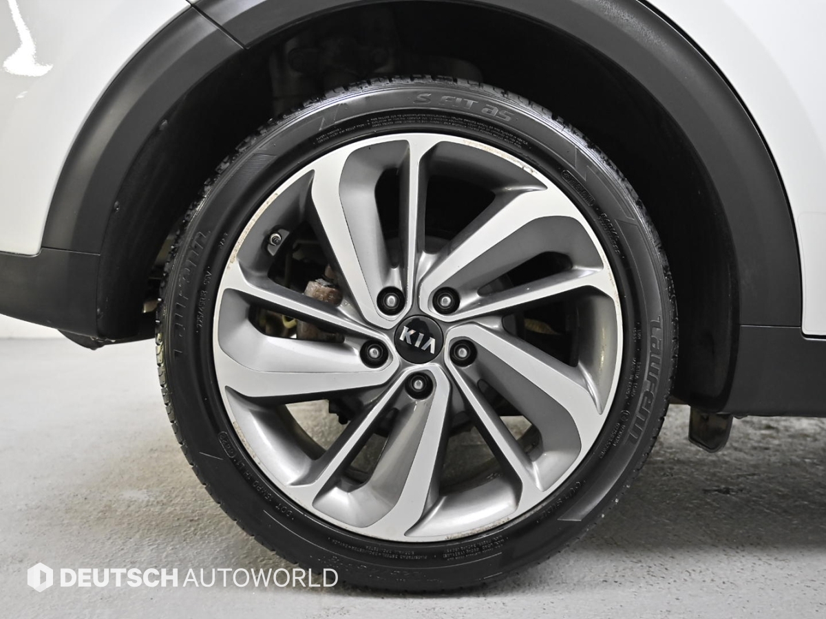 기아 니로 1.6 하이브리드 노블레스 - 이미지 13