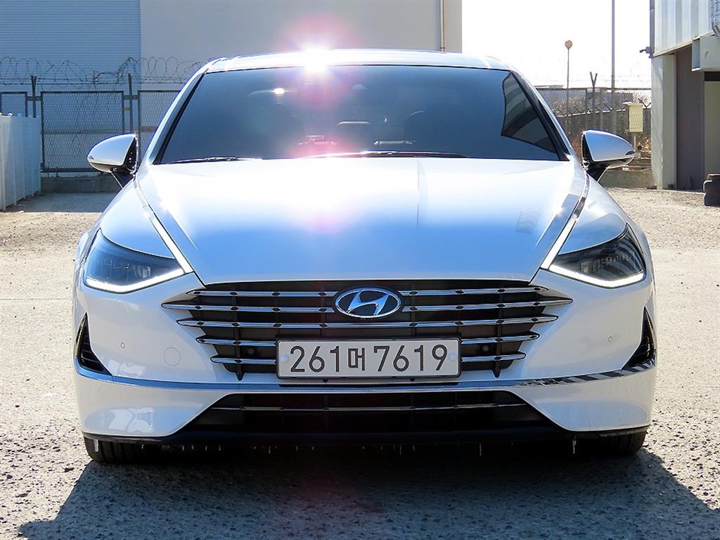 현대 쏘나타(DN8) 하이브리드 2.0 HEV 프리미엄 플러스 - 이미지 11