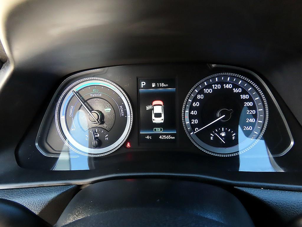 현대 쏘나타(DN8) 하이브리드 2.0 HEV 프리미엄 플러스 - 이미지 17