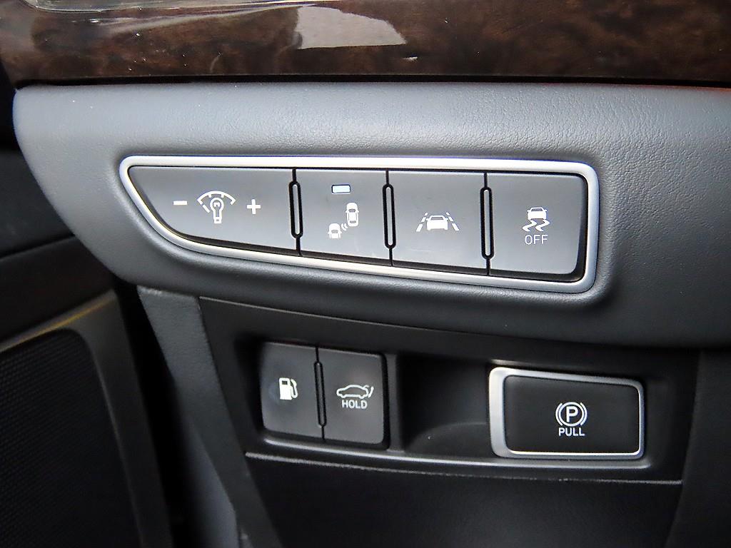 제네시스 G90 3.8 AWD 프리미엄 럭셔리