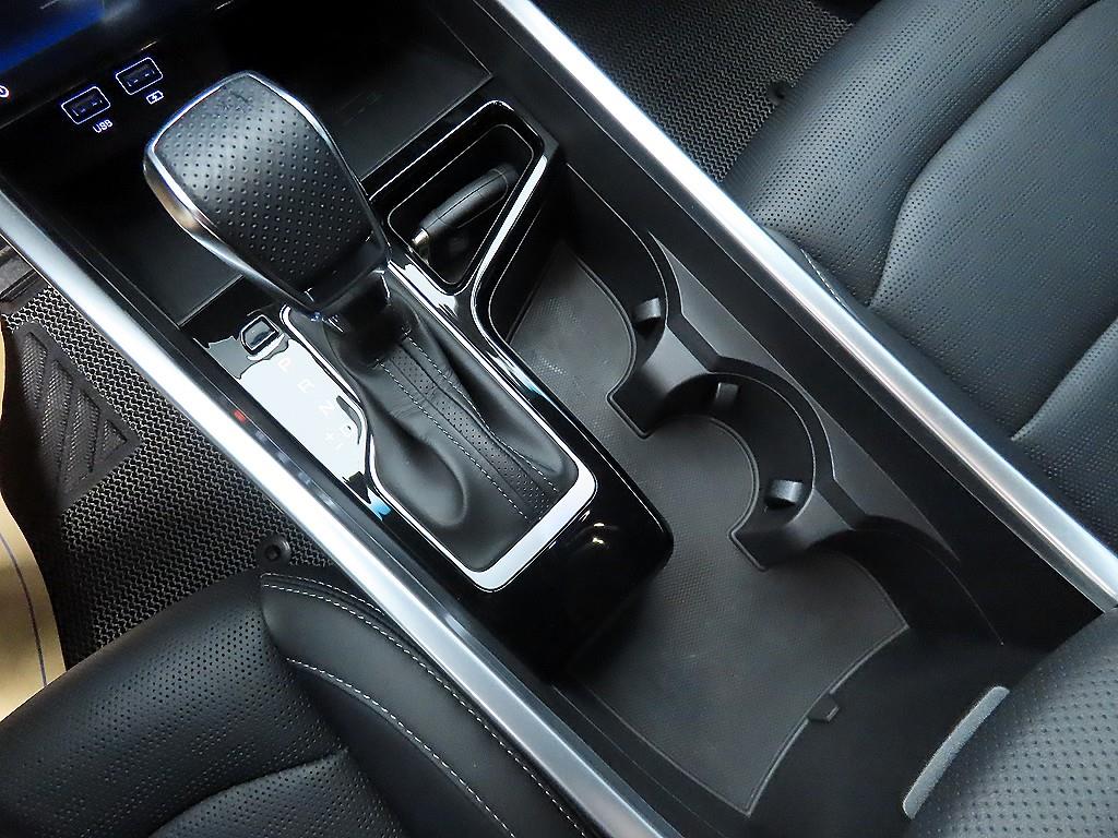 KG모빌리티(쌍용) 토레스 1.5 GDI-T 2WD T7 - 이미지 2