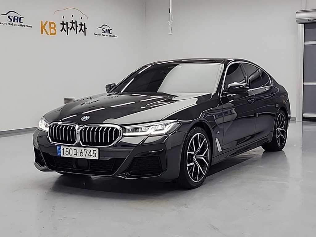 BMW 5시리즈(7세대) 530i M 스포츠팩 - 이미지 8
