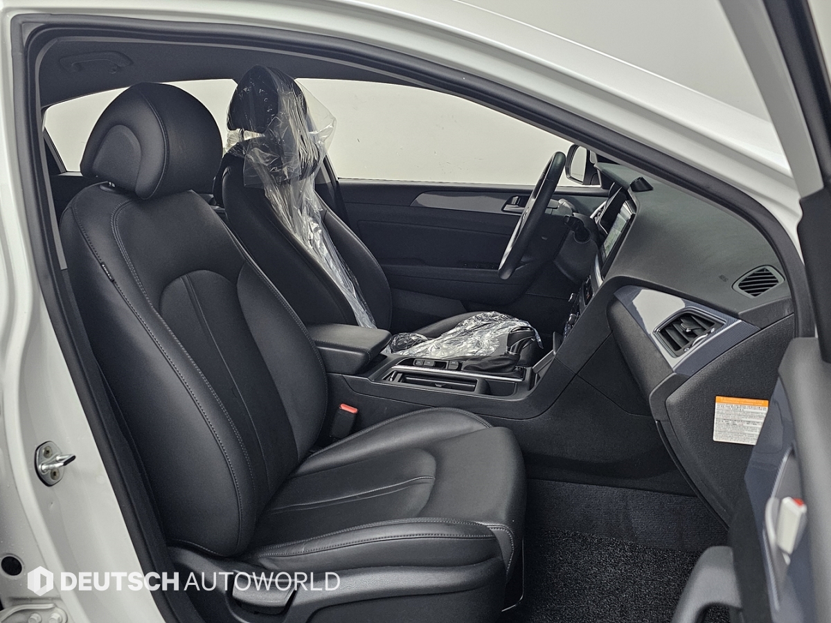 현대 LF쏘나타 하이브리드 2.0 HEV 모던 - 이미지 19