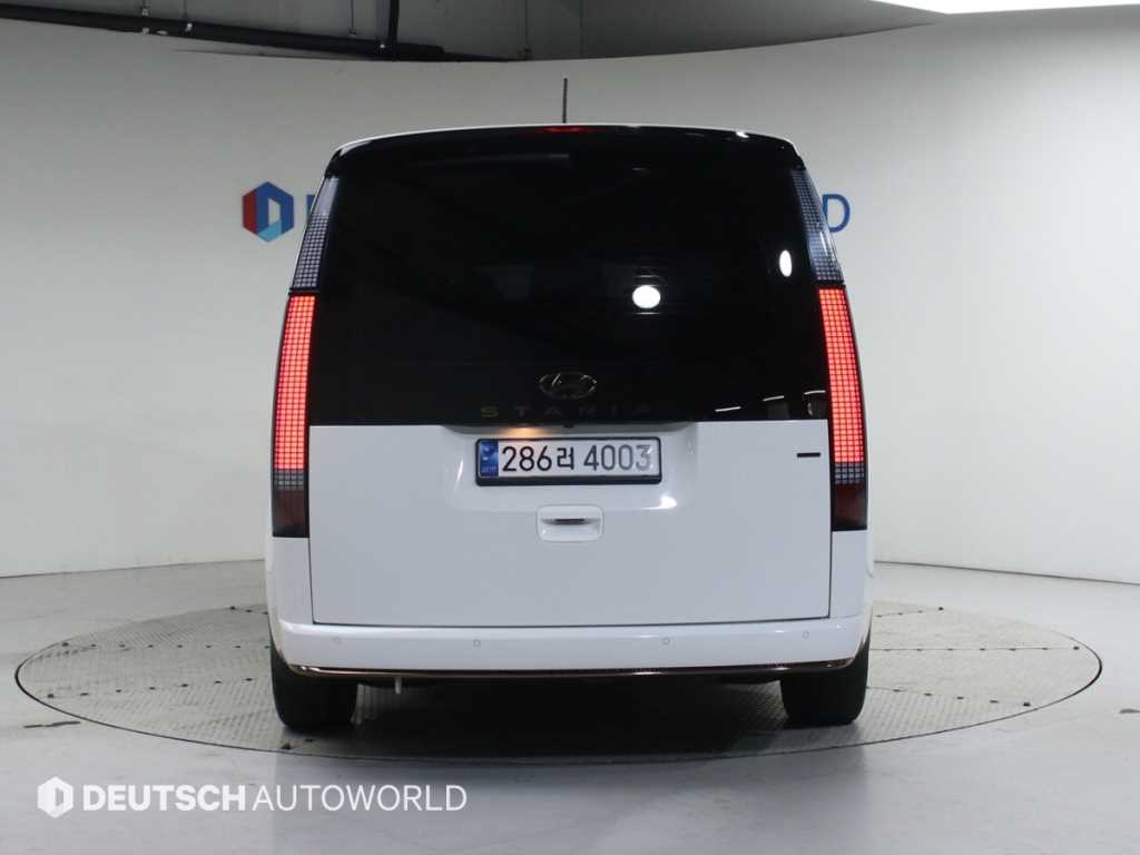 현대 스타리아 2.2 디젤 라운지 9인승 4WD 인스퍼레이션 - 이미지 14