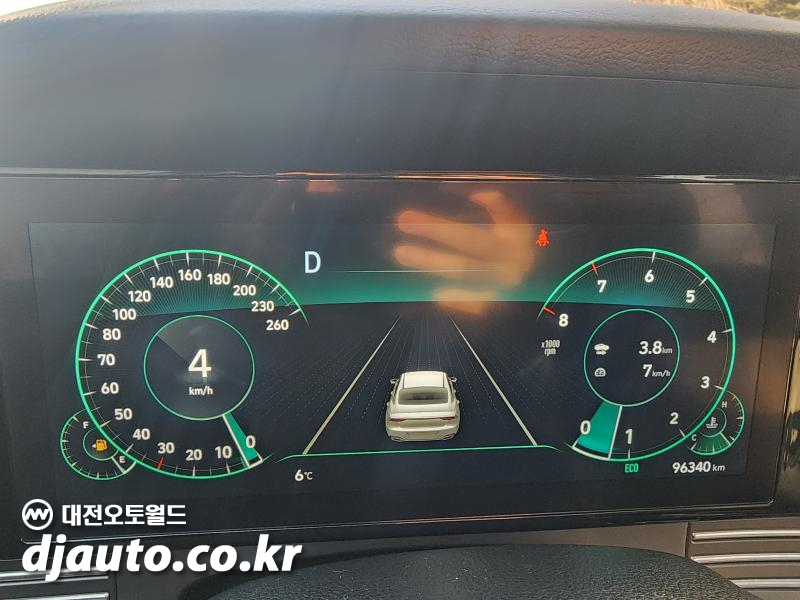 현대 더 뉴그랜저IG LPi 3.0 익스클루시브 - 이미지 11