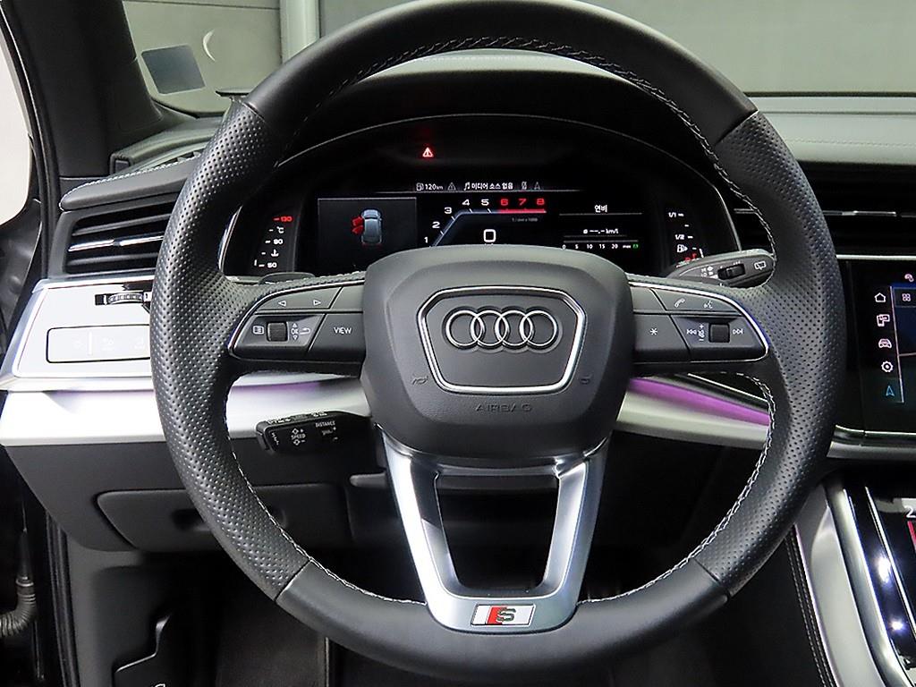 아우디 Q7(2세대) 55 TFSI 콰트로 프리미엄 - 이미지 13