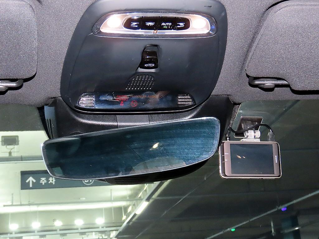 볼보 V90 크로스컨트리 2.0 T5 AWD 프로 - 이미지 19