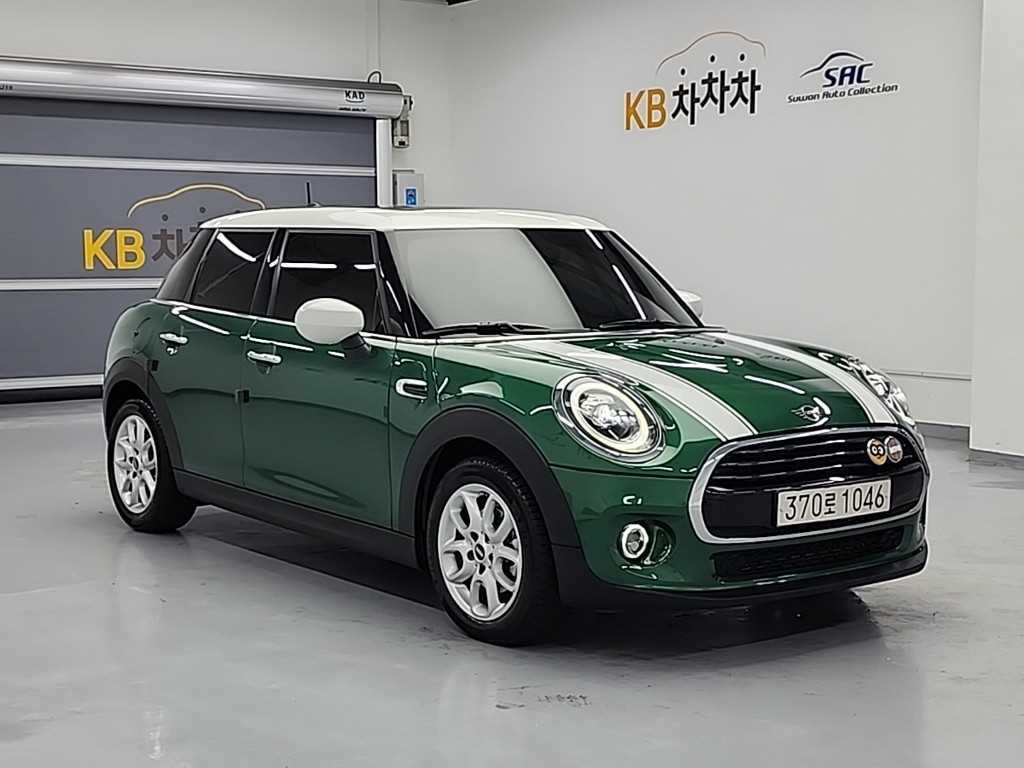 미니 쿠퍼(3세대) 5도어 1.5 하이 - 이미지 19