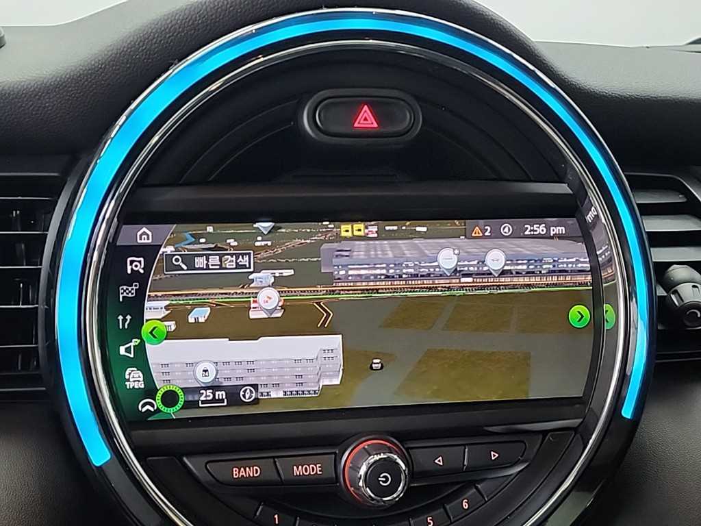 미니 쿠퍼(3세대) 5도어 1.5 하이 - 이미지 9