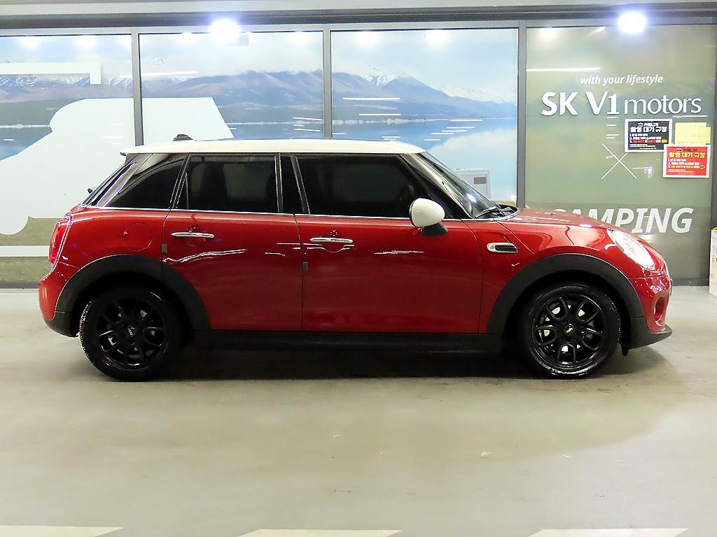 미니 쿠퍼(3세대) 5도어 1.5 D 하이 - 이미지 16