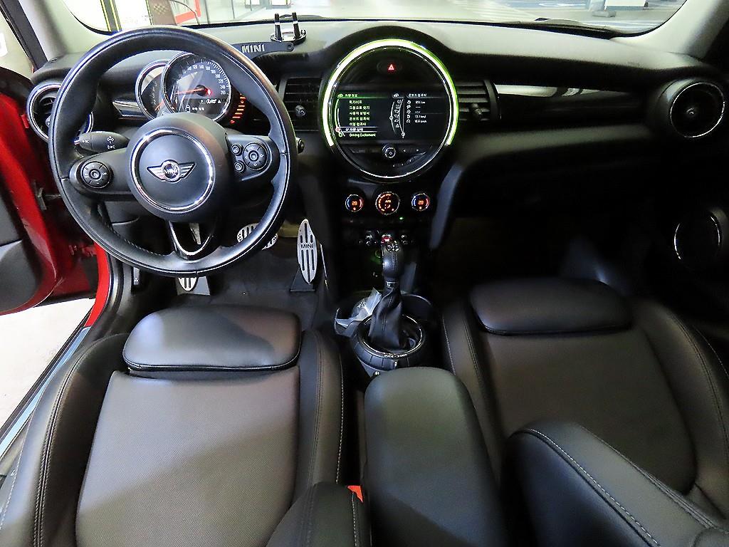 미니 쿠퍼(3세대) 5도어 1.5 D 하이 - 이미지 18