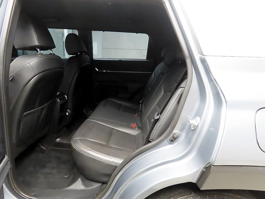 KG모빌리티(쌍용) 토레스 1.5 GDI-T 2WD T7 - 이미지 16