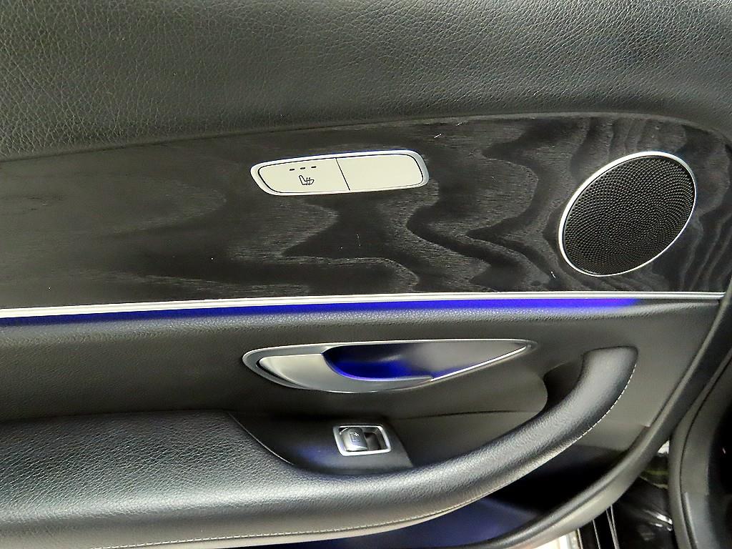 벤츠 E클래스(5세대) E220d 아방가르드 - 이미지 5