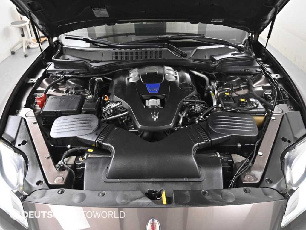 마세라티 콰트로포르테(6세대) 3.0 S Q4 - 이미지 14