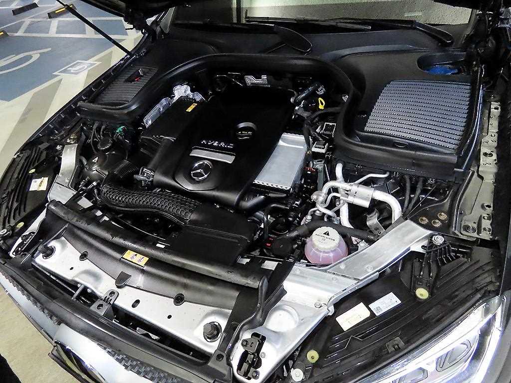 벤츠 GLC클래스 GLC 300e 4매틱 - 이미지 19