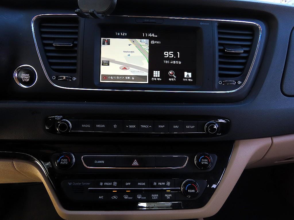 기아 더 뉴카니발 9인승 디젤 럭셔리 - 이미지 6