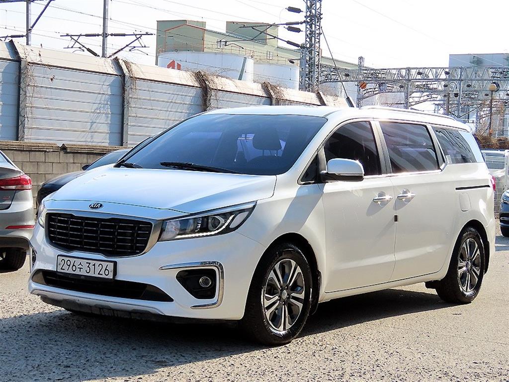 기아 더 뉴카니발 9인승 디젤 럭셔리 - 이미지 12