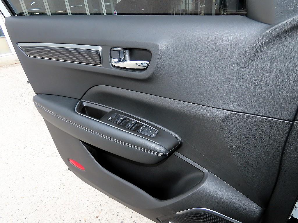 르노 (삼성) 뉴 QM6 2.0 GDe RE 시그니처 - 이미지 8