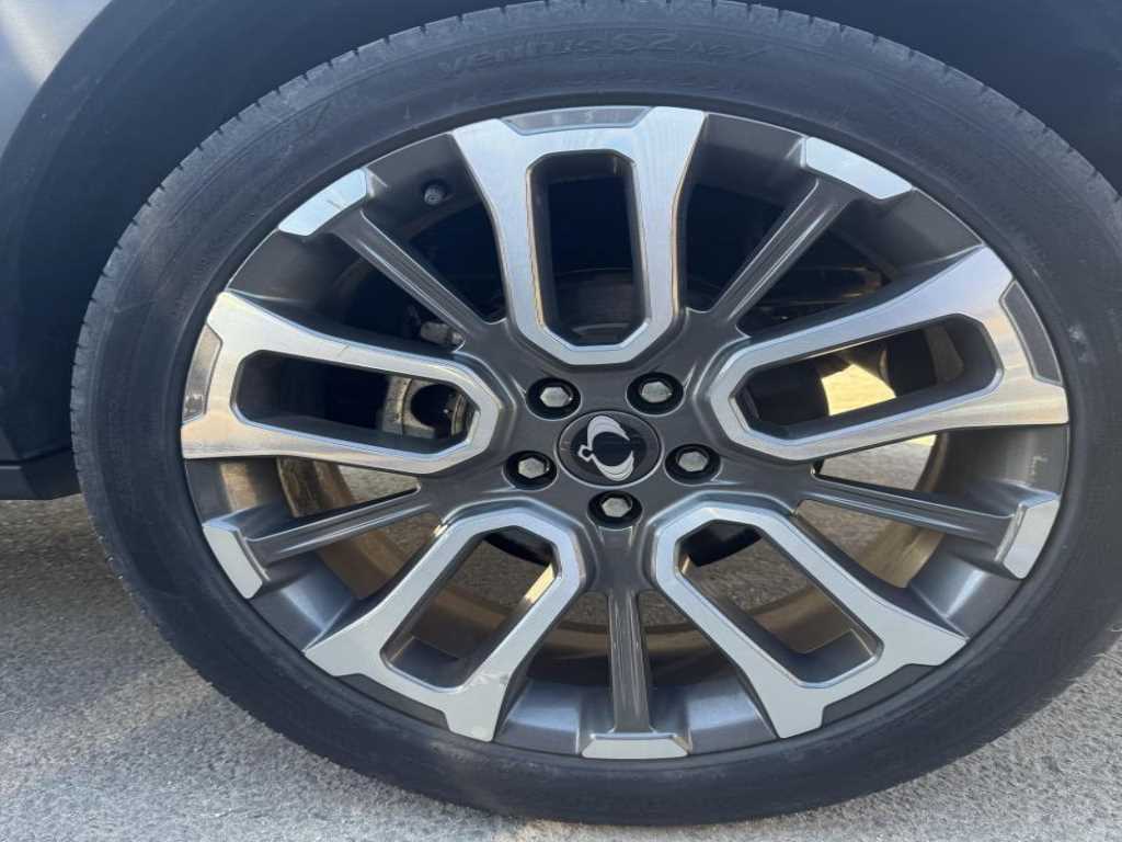 KG모빌리티(쌍용) 토레스 1.5 GDI-T 4WD T7 - 이미지 9