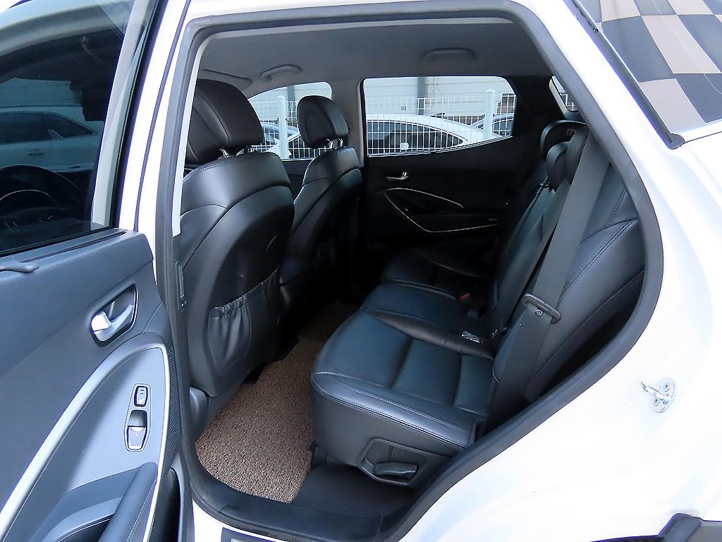 현대 싼타페 더 프라임 디젤 R2.0 2WD 익스클루시브 - 이미지 7