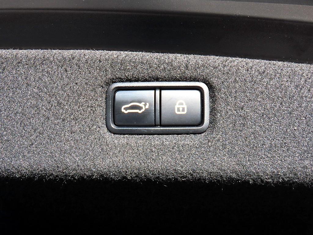 제네시스 G90 5.0 AWD 리무진 - 이미지 2