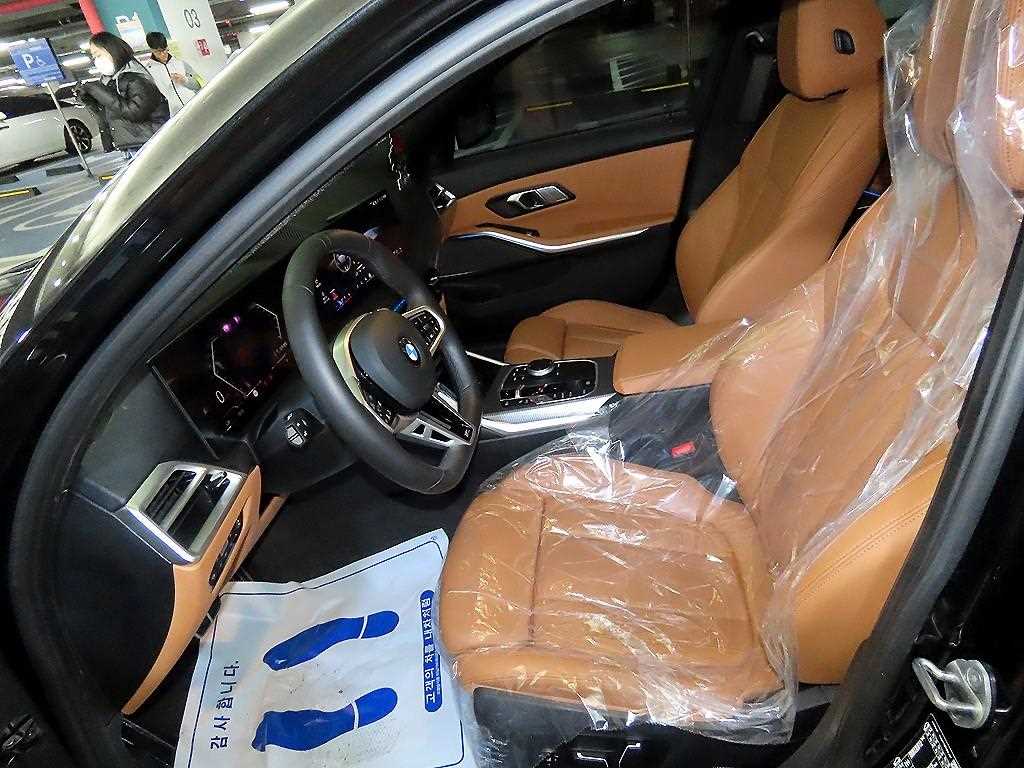 BMW 3시리즈(7세대) 320i M 스포츠팩 - 이미지 9