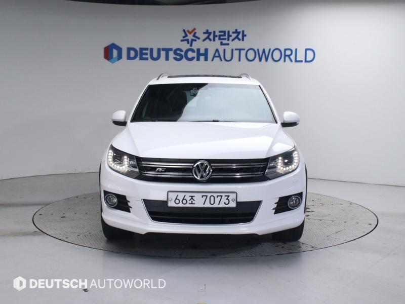 폭스바겐 티구안 2.0 TDI 블루모션 R라인 - 이미지 2