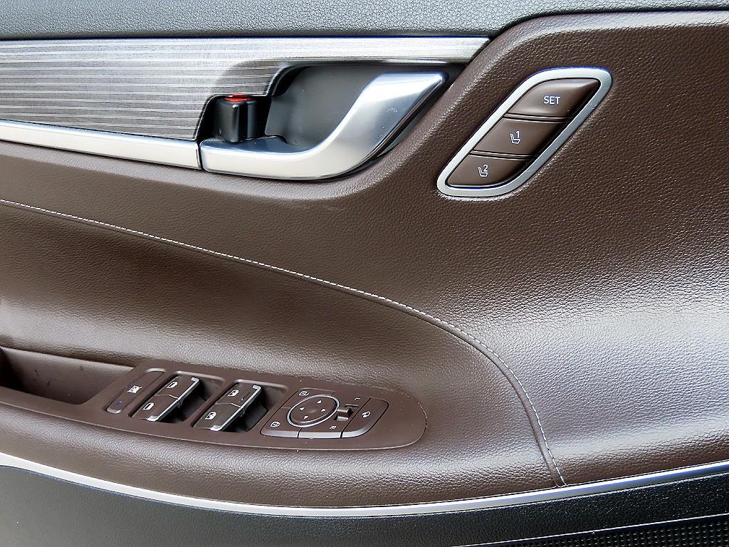 현대 그랜저IG 2.2 디젤 프리미엄 스페셜 - 이미지 16