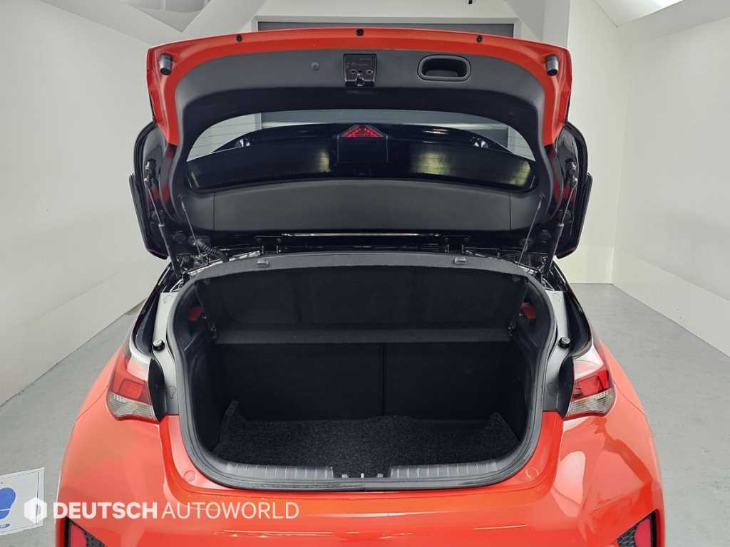 현대 벨로스터(JS) 1.6 터보 스포츠 코어 - 이미지 16