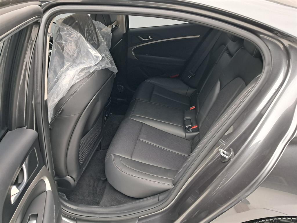 제네시스 더 뉴G70 가솔린 2.0T 2WD 기본형