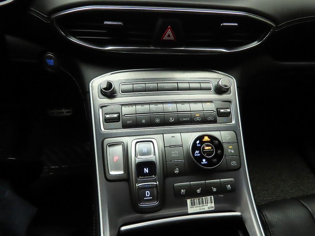 현대 더 뉴싼타페 디젤 2.2 AWD 캘리그래피 - 이미지 20