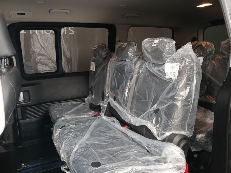 현대 스타리아 2.2 디젤 투어러 9인승 4WD 모던 - 이미지 9