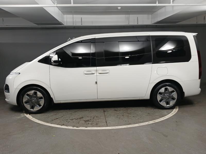 현대 스타리아 2.2 디젤 투어러 9인승 4WD 모던 - 이미지 3