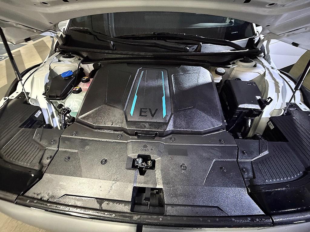 현대 아이오닉 5 EV 2WD 롱레인지 익스클루시브 - 이미지 9