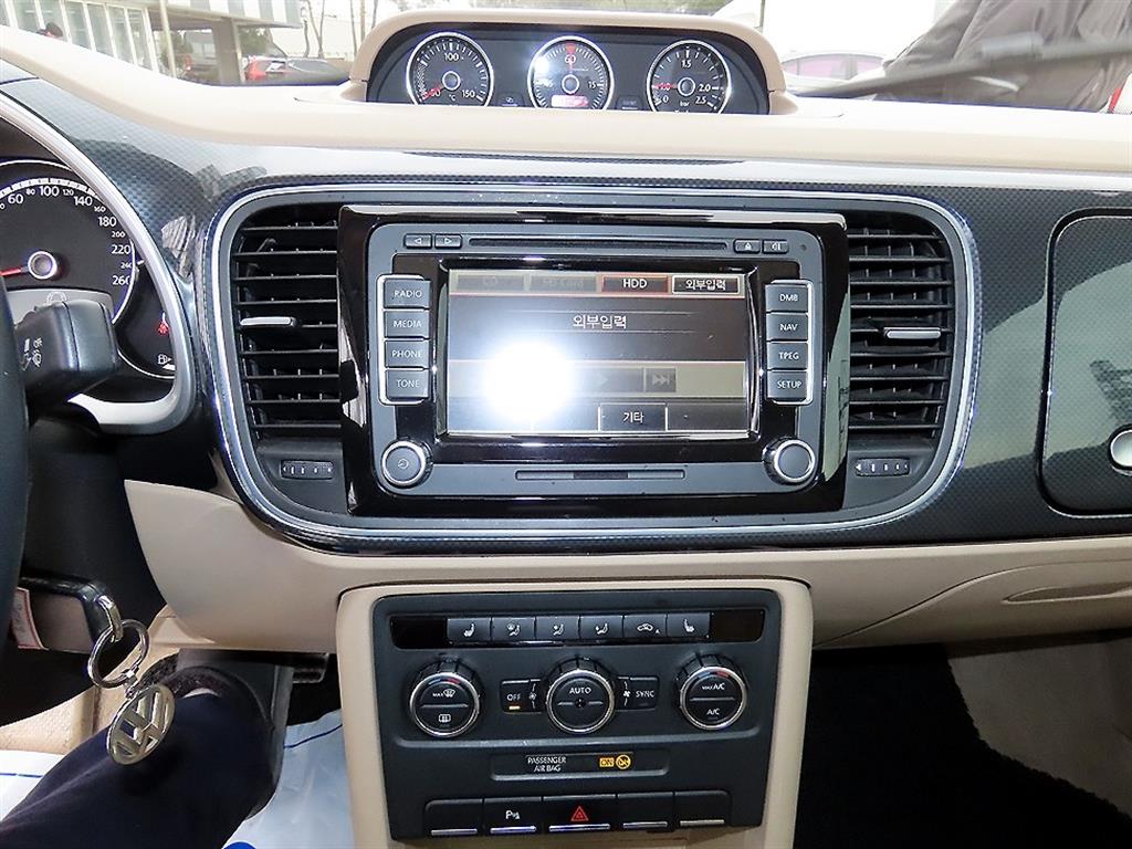 폭스바겐 더 비틀 2.0 TDI 프리미엄 - 이미지 7