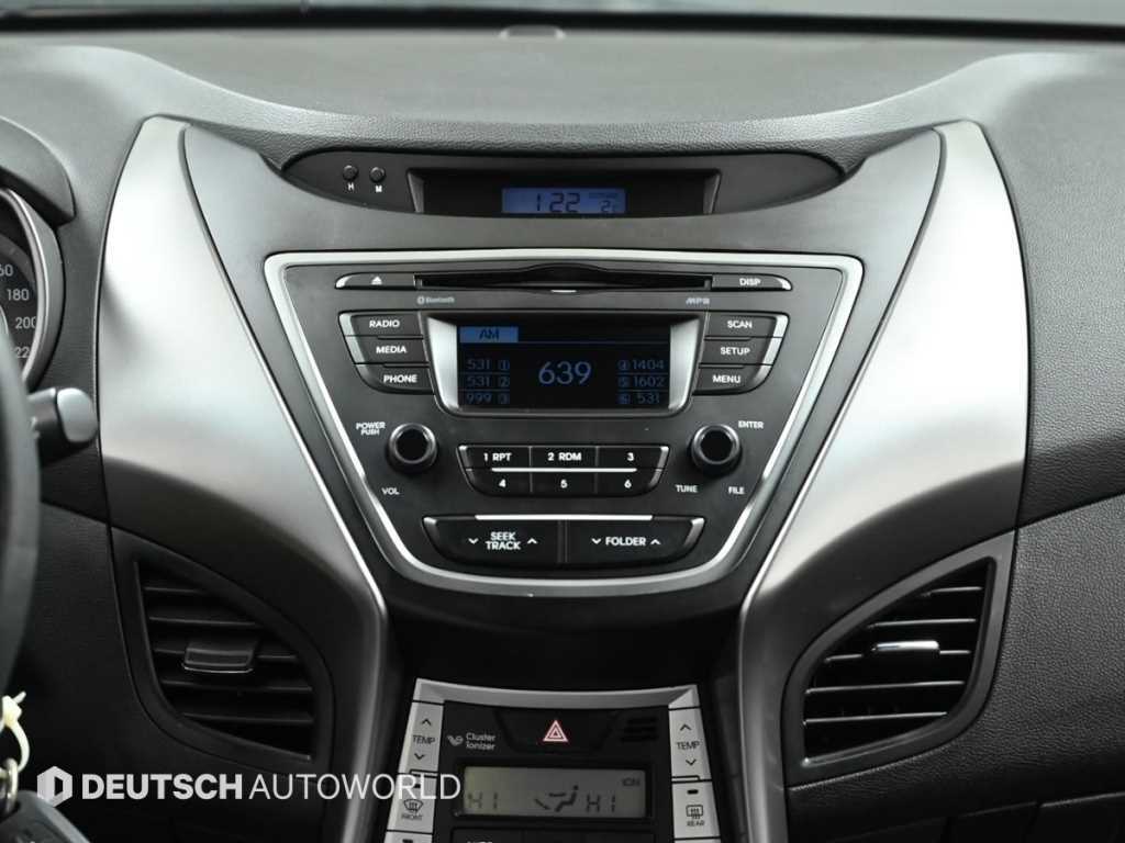 현대 아반떼MD M16 GDi 럭셔리 - 이미지 18