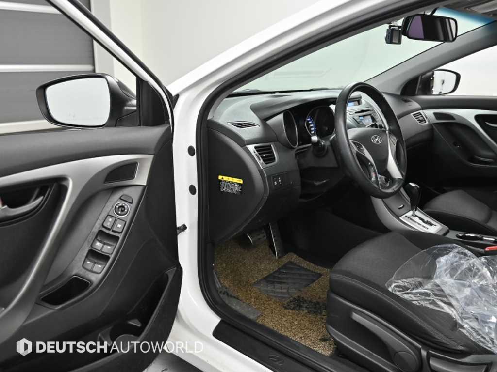 현대 아반떼MD M16 GDi 럭셔리 - 이미지 7