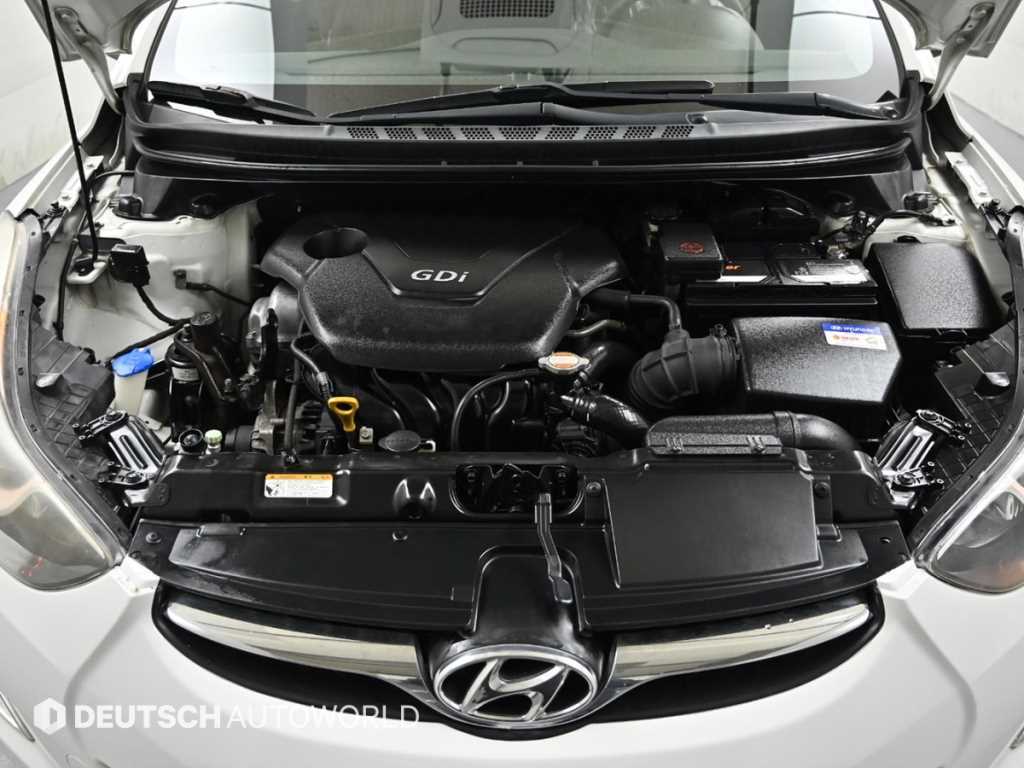 현대 아반떼MD M16 GDi 럭셔리 - 이미지 15