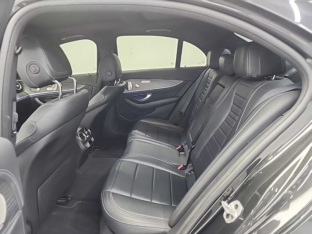 벤츠 E클래스(5세대) E350 4매틱 AMG 라인 - 이미지 15