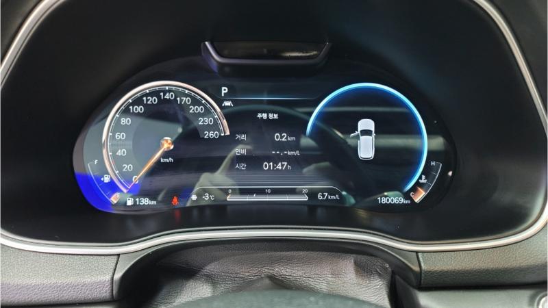 제네시스 GV80 2.5 가솔린 2WD 기본형 - 이미지 15