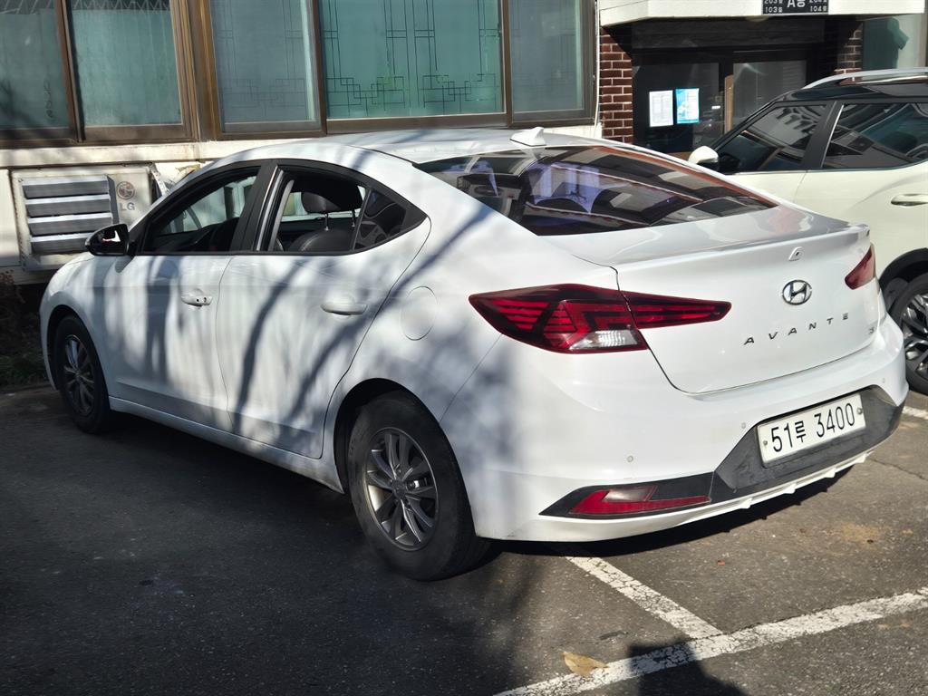 현대 더 뉴아반떼AD 1.6 가솔린 스마트 - 이미지 12