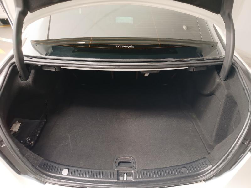 벤츠 E클래스(5세대) E250 아방가르드 - 이미지 11