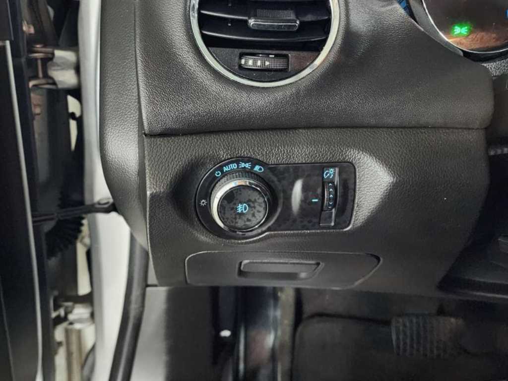 쉐보레 (대우) 크루즈 4도어 2.0 디젤 LTZ+ - 이미지 18