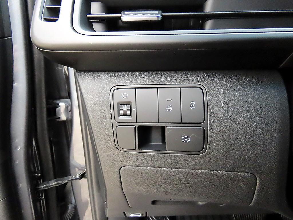 현대 스타리아 3.5 LPG 투어러 9인승 모던 - 이미지 16